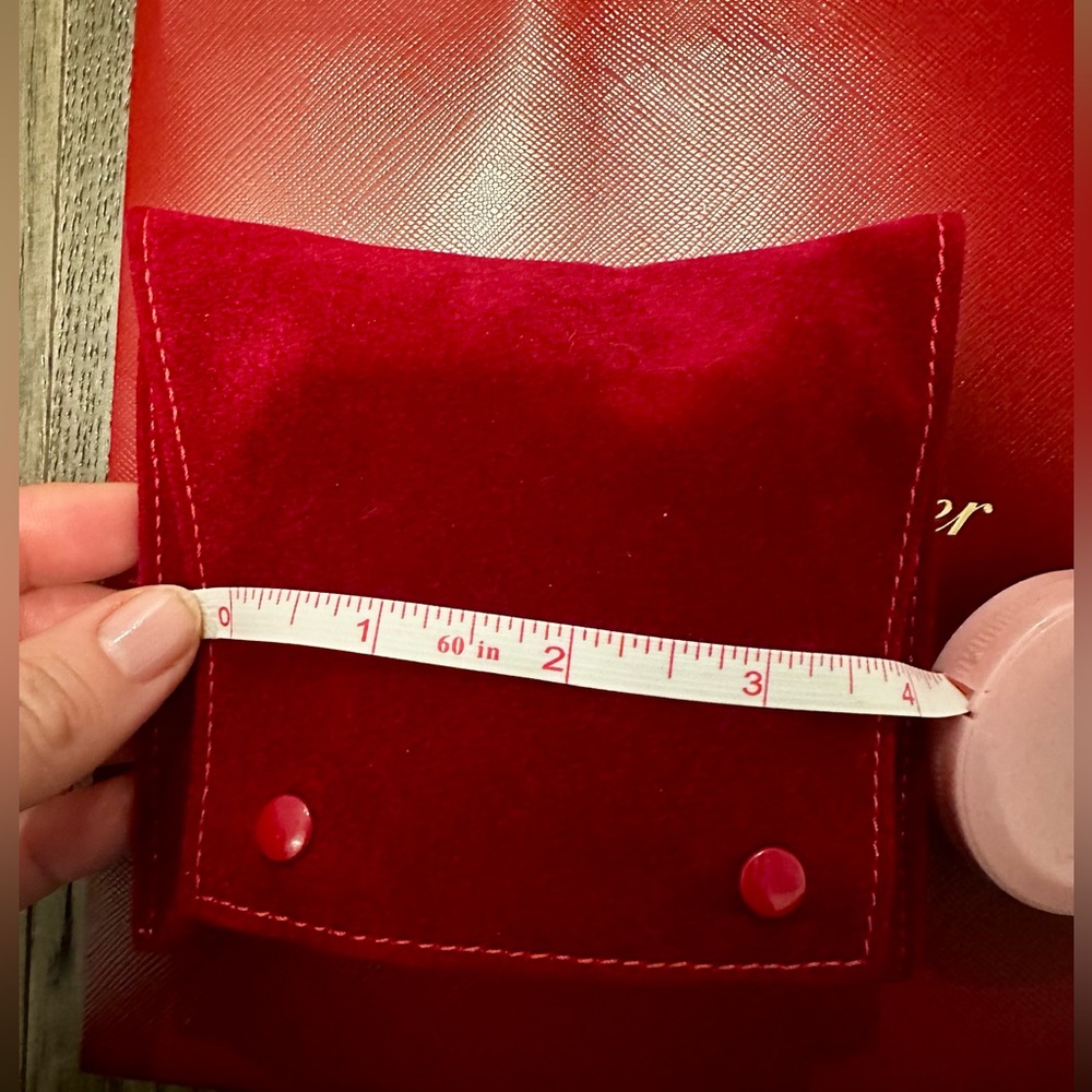 Cartier Travel Pouch with Cartier Red Gift Bag / Red bag / Cartier /Panthere - Picture 5 of 6